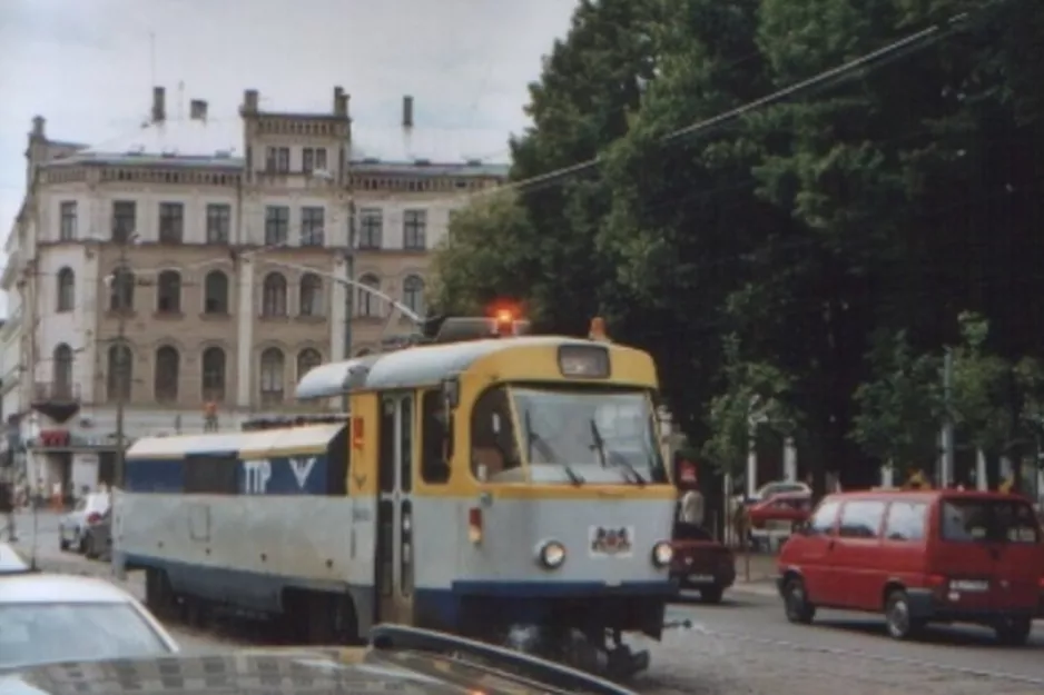 Riga rensevogn 88020 nær Merķeļa iela (2005)