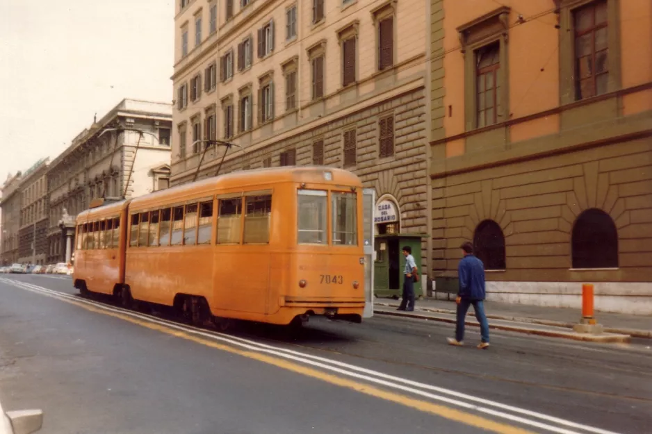 Rom ledvogn 7043 ved Termini Farini (1981)