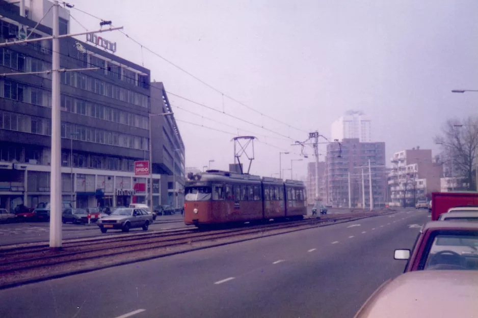 Rotterdam sporvognslinje 6 med ledvogn 1373 tæt på Vasteland (1987)