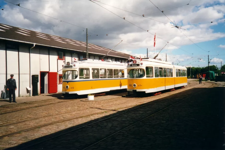 Skjoldenæsholm 1435 mm med ledvogn 815 ved Sporvejsmuseet (2001)