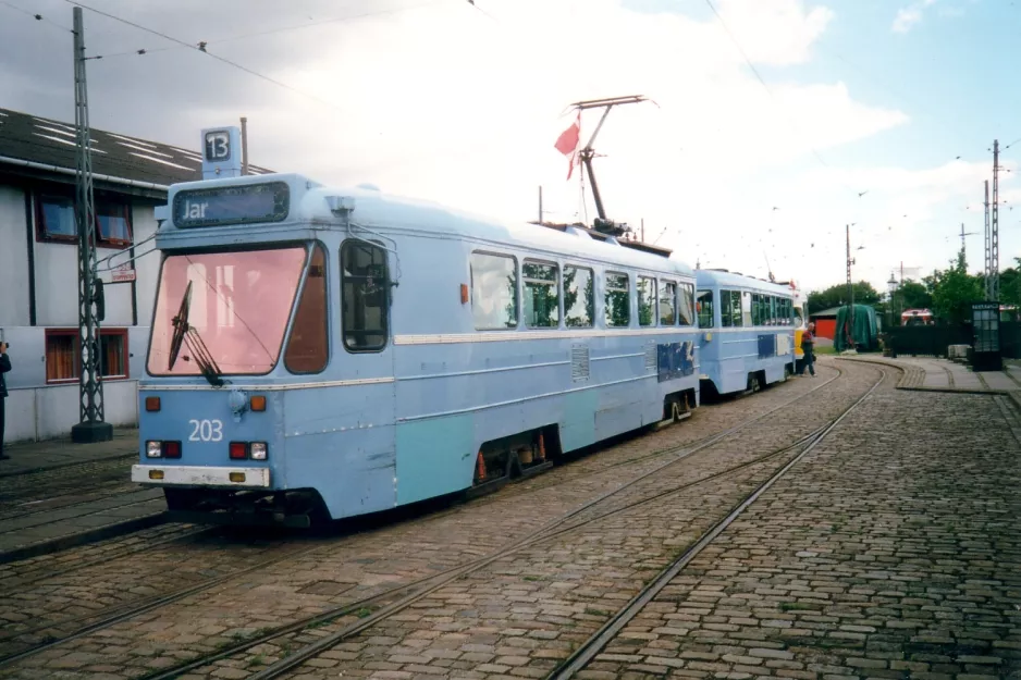 Skjoldenæsholm 1435 mm med motorvogn 203 "Leipzig" ved Sporvejsmuseet (2001)