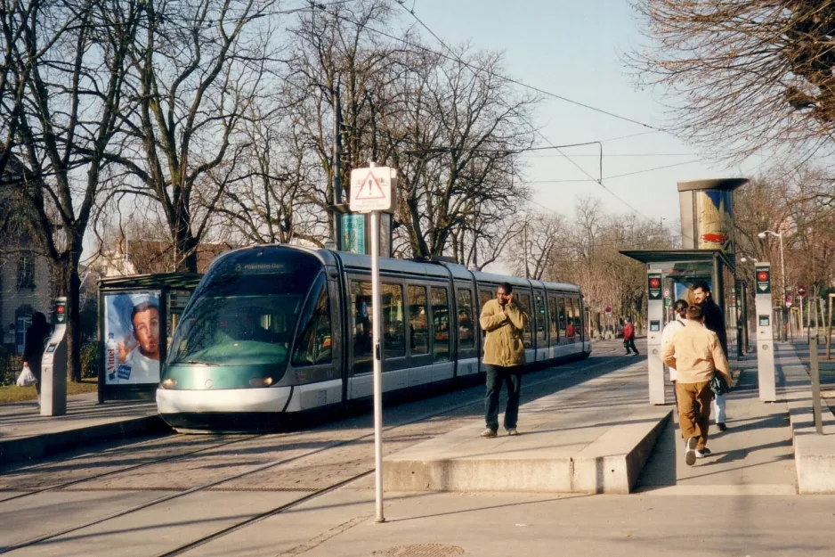 Strasbourg sporvognslinje B ved République (2003)