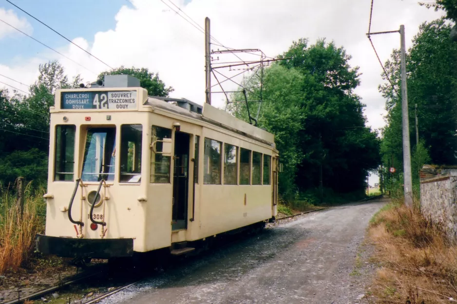 Thuin museumslinje med motorvogn 10308 ved RAVeL ligne 109 / 2 (2007)