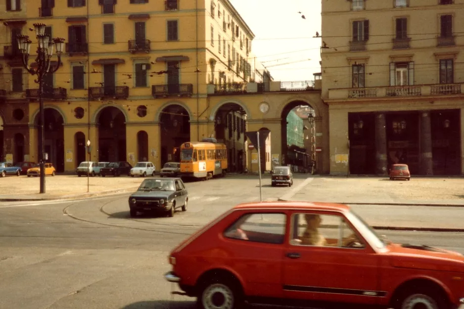 Torino sporvognslinje 15  ved Piazza Vittorio Veneto (1982)