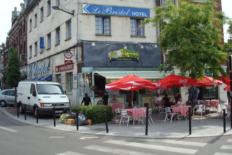 Valenciennes udenfor L'Arret du Tram. Café - Brasserie (2010)