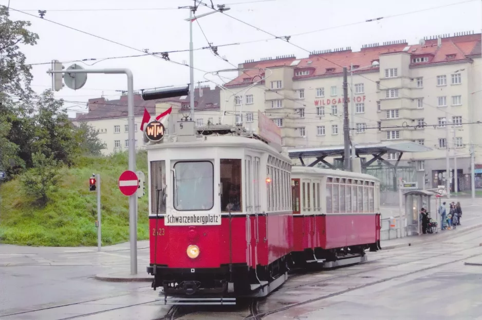 Wien motorvogn 2423 ved Landstraße (2014)