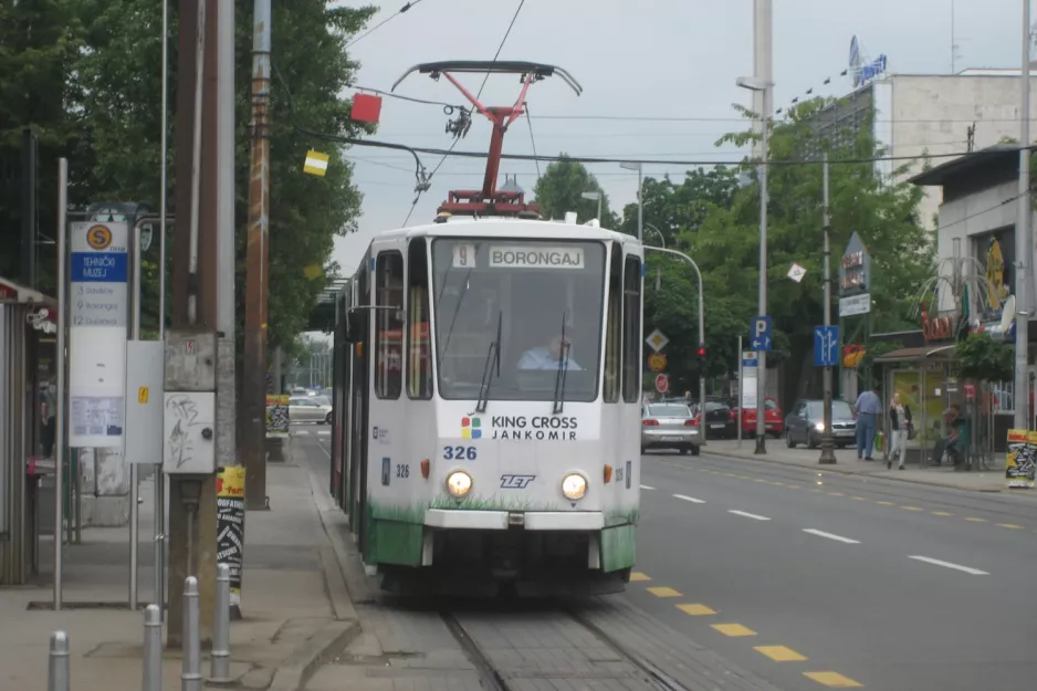 Zagreb sporvognslinje 9 med ledvogn 326 ved Tehnički Muzej (2008)