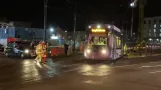 Anden sporvogn til at forlade den nye bygning på Talbot Road (2022)