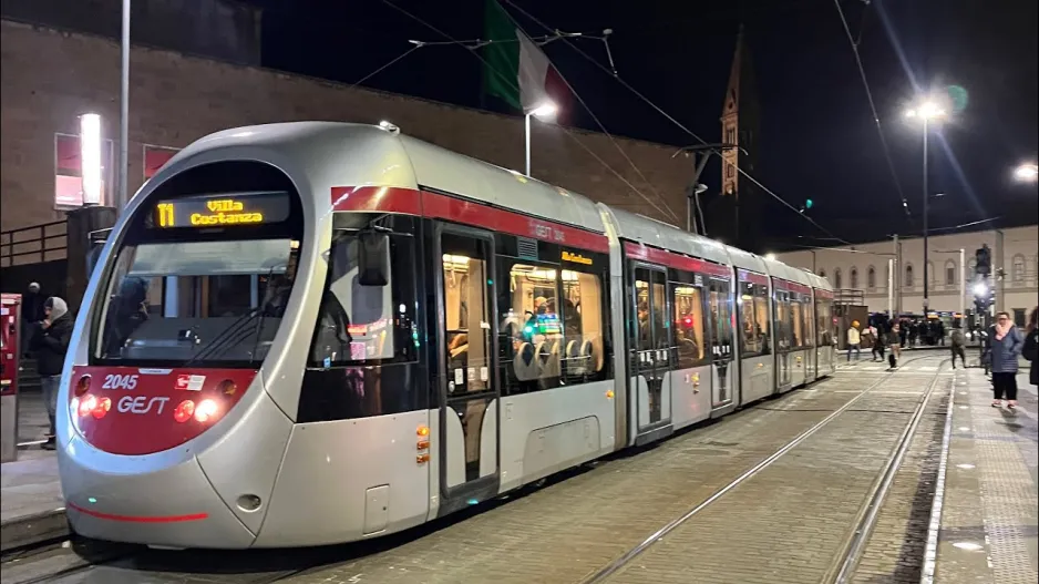 Ansaldobreda Sirio lavgulvs sporvogne i Firenze - Firenze sporvogne (2024)
