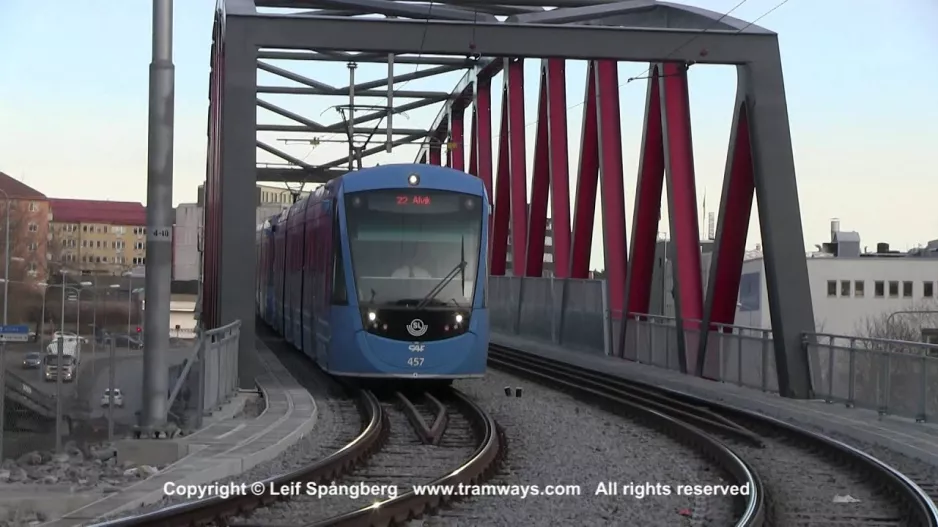 SL Sporvogn Tvärbanan omkring Sundbybergs centrum, Stockholm, Sverige