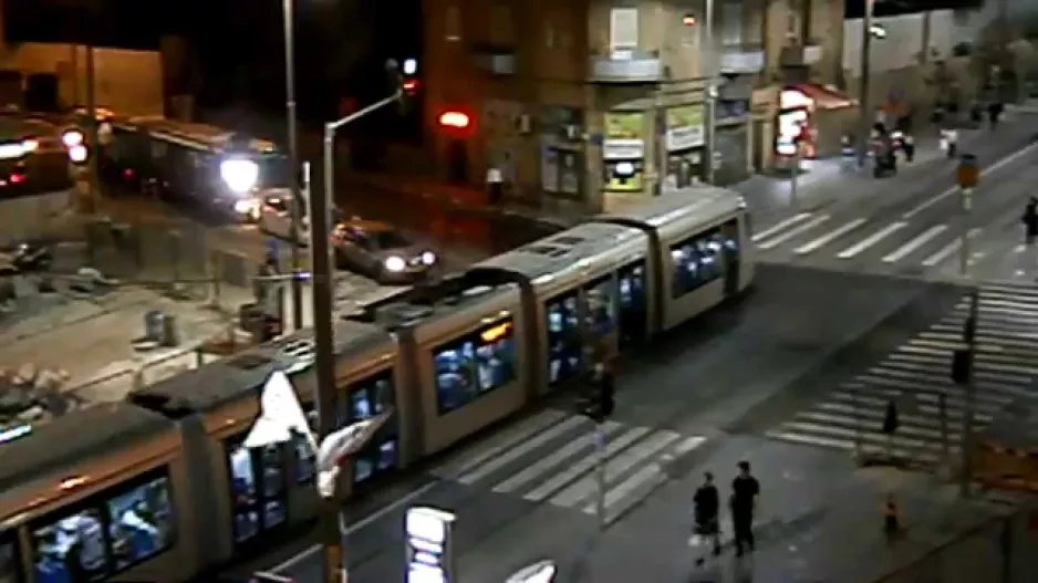 Videomontage af letbanen i New York City, Jerusalem